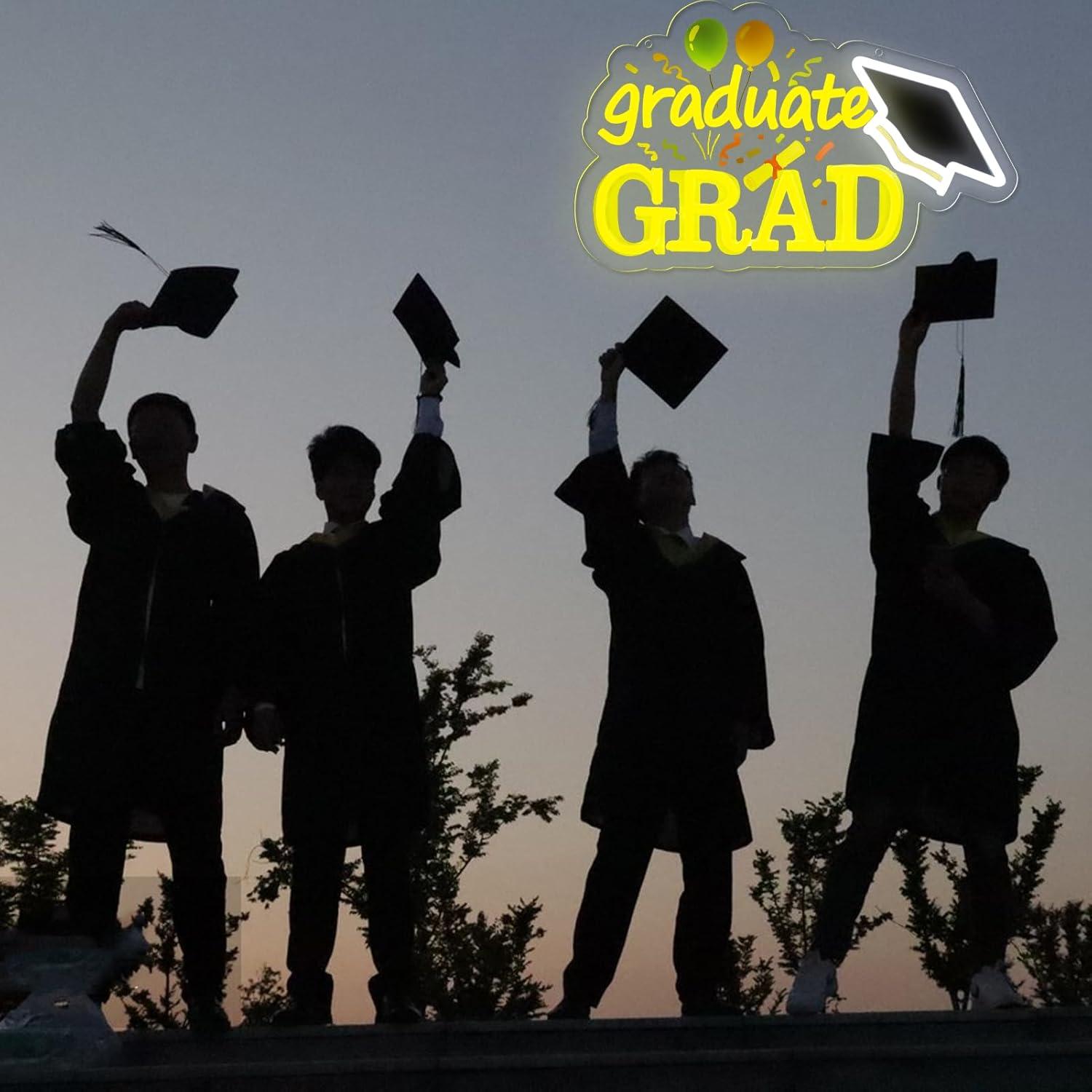 Neonbord met de tekst 'Graduat - Neon Sign Party recensie en prijs